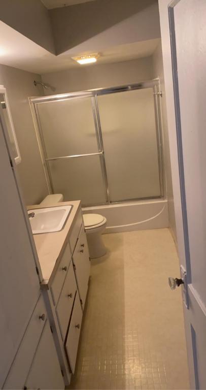 Primary Photo - 2324 27th Street