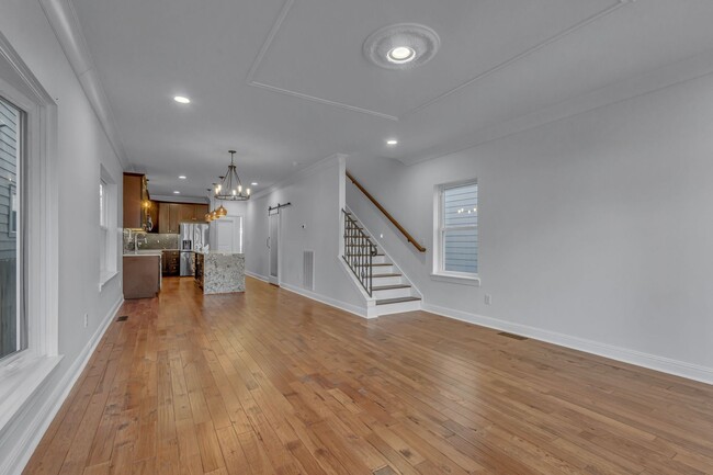 Foto del edificio - all new East/Cleveland Park Nashville 3 be...