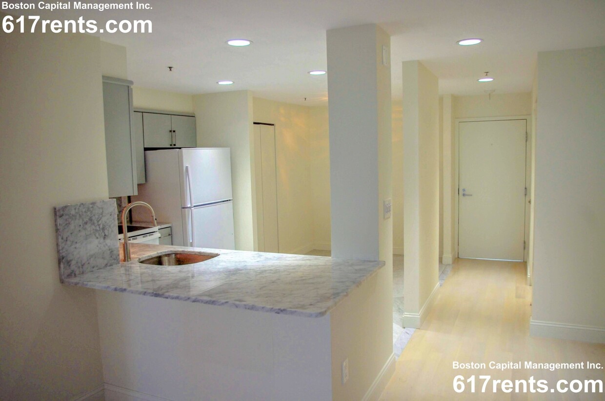 Foto principal - 350 Revere Beach Blvd