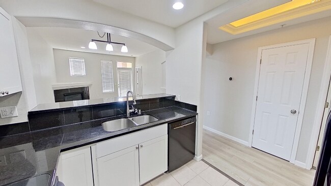 Foto del edificio - 1747 N Pearl St