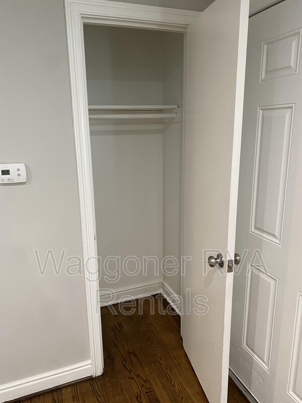 Foto del edificio - 2520 Richdale Rd