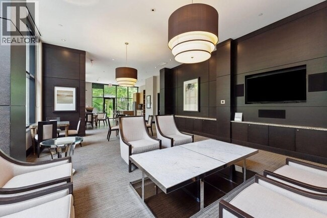 Building Photo - 6188 Wilson Ave