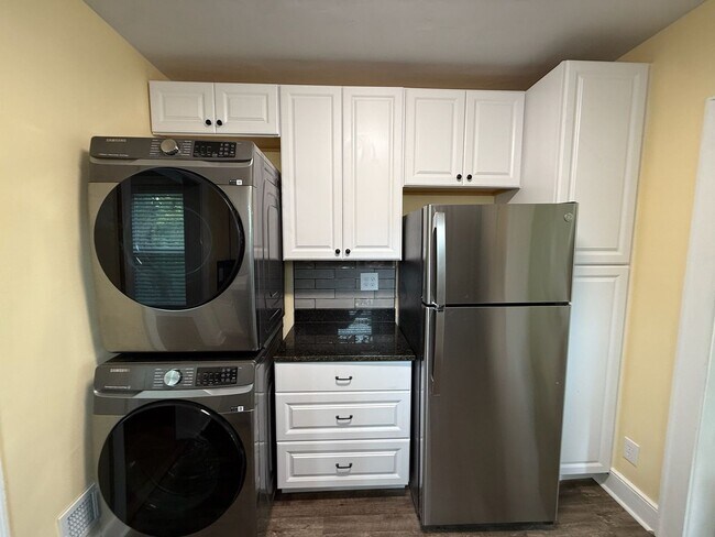 Foto del edificio - Charming Updated 2br/2ba Home in a Great Location!