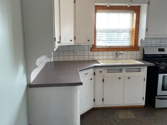 Foto del edificio - Cute Home in the Heart of Green Bay! PETS WELCOME