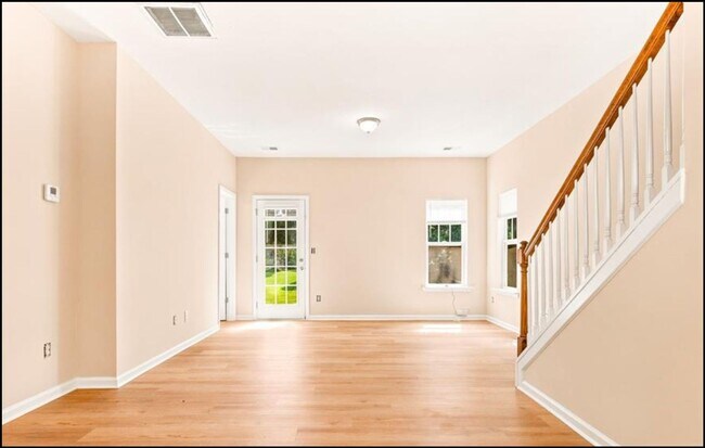 Foto del edificio - 10308 Cloyne Ct