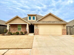 Building Photo - 8613 SW 36 Terrace