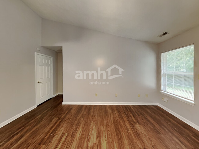 Building Photo - 5528 Crown Woods Circle