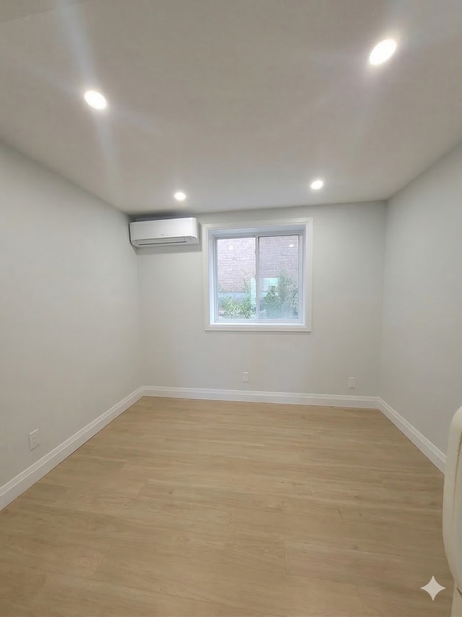 Building Photo - 132 Merner Ave