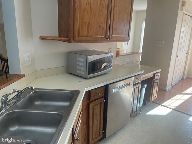 Building Photo - 3028 Beaver Creek Rd