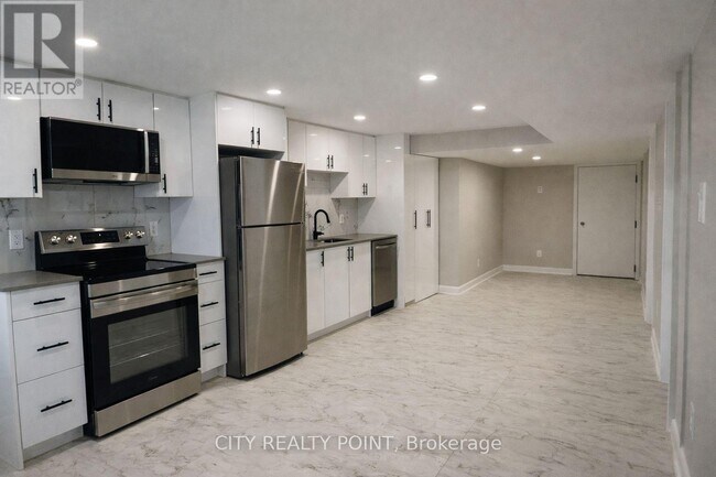 Photo du bâtiment - 131 Camelia Ave