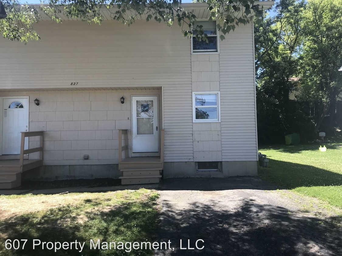Foto principal - 827 Squires Ave