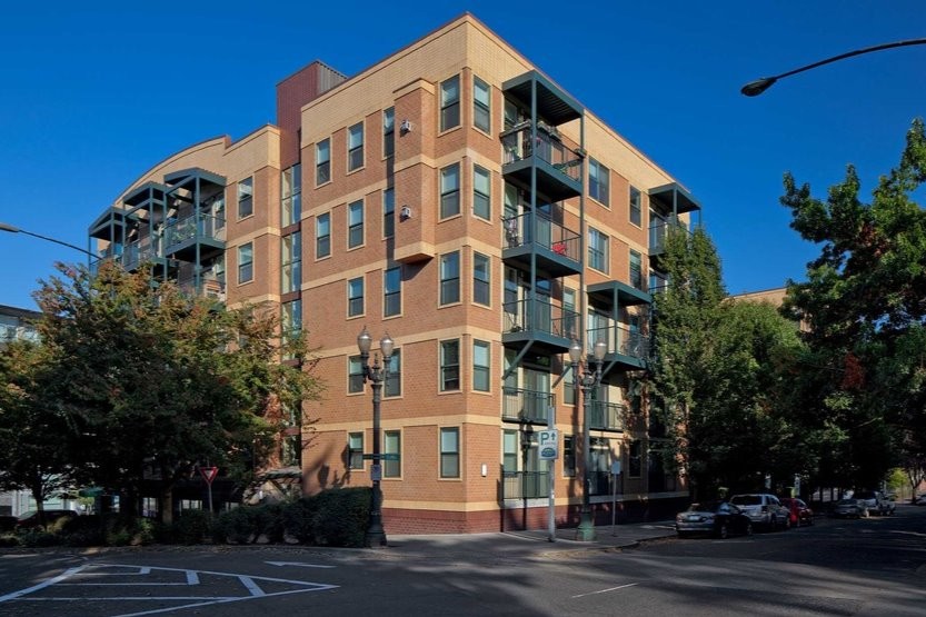 Collins Circle Apartments - Portland, OR | Apartments.com