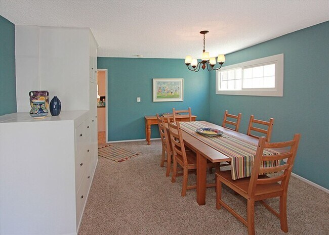 Building Photo - Single Family Home located on Balboa Penin...