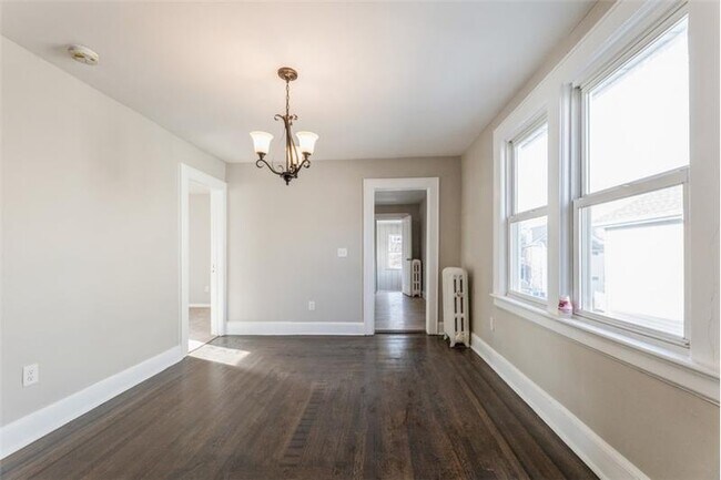 Building Photo - 139 Hancox Ave