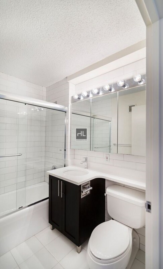 Foto del edificio - Beautiful 1 bedroom Now Available  in BATT...
