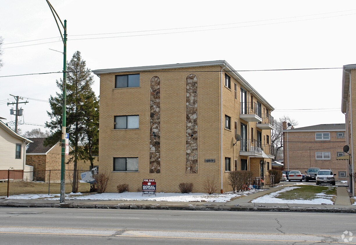 Primary Photo - 6015-6019 S Archer Ave