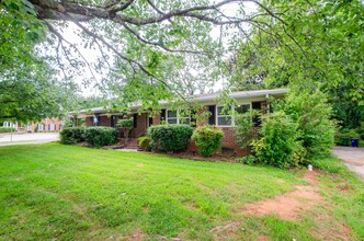 Building Photo - 5122 Lavista Rd