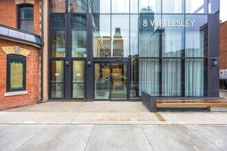 Building Photo - 8 Wellesley St W