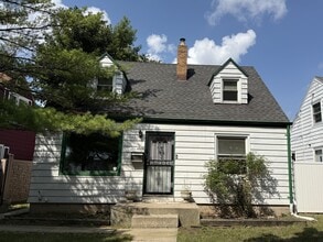 Building Photo - 3909 N 70th St
