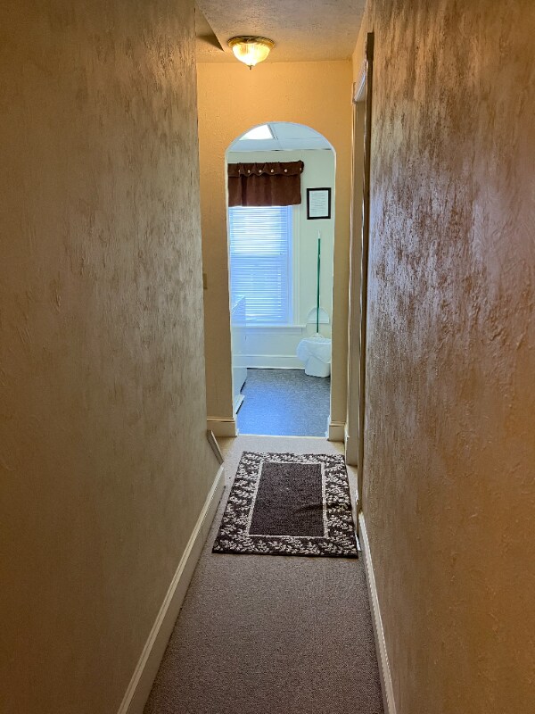 Building Photo - 20 E Potomac St