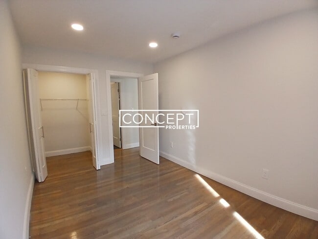 Foto del edificio - 529 Beacon St