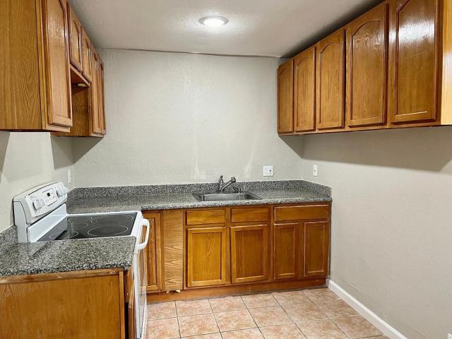 Building Photo - 2 bedroom in Pittsburg CA 94565