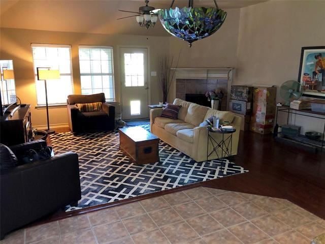 Foto del edificio - 5513 Overland Dr