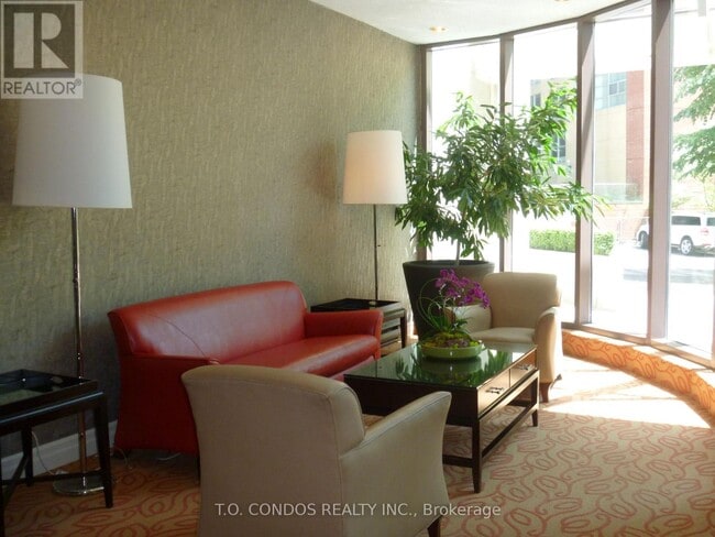 Building Photo - 1001 Bay St.