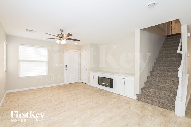 Foto del edificio - 5717 Old Colony Dr