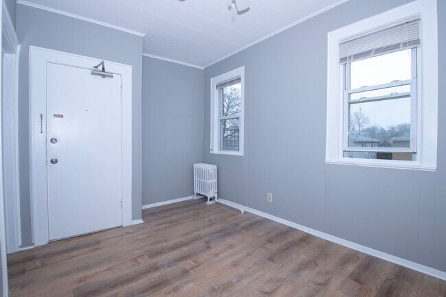 Foto del edificio - 439 Willow Ave