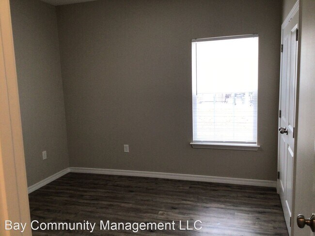 Building Photo - 3 br, 2 bath House - 135 Bay Grove Road