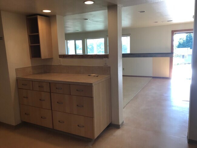 Foto del edificio - 5202 37th Ave SW