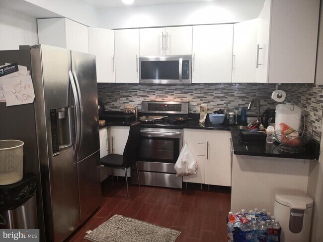 Foto del edificio - 617 N 11th St