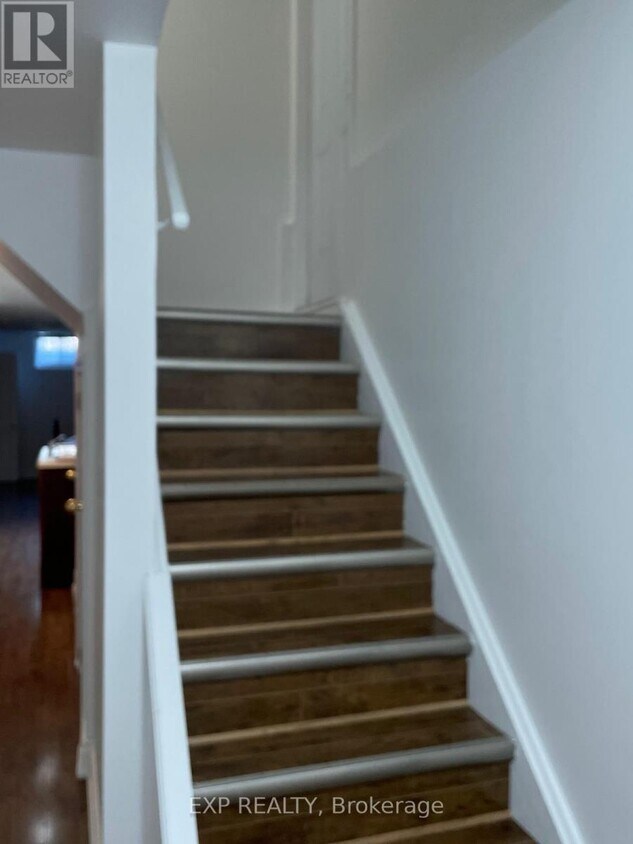 Primary Photo - 5251 Bushelgrove Cir