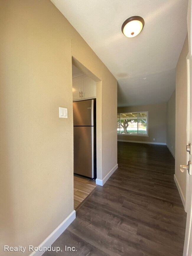 Foto del edificio - 3 br, 2 bath House - 4950 64th St