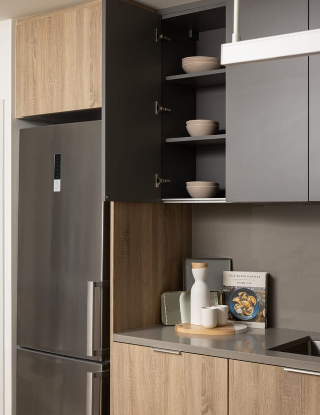 13) MS Kitchen 3 - Maple House at Canary Landing