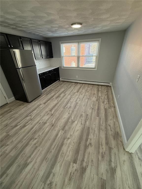 Foto del edificio - 61 Esten Ave