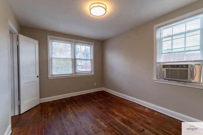 Photo - 5632 Pioneer Dr Townhome