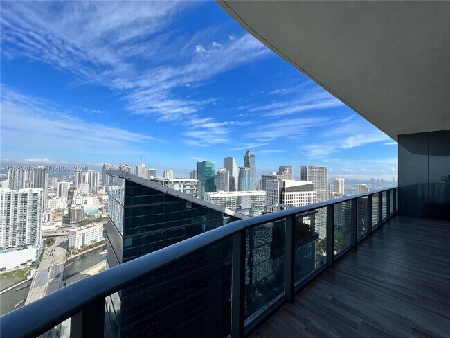 Foto del edificio - 801 S Miami Ave