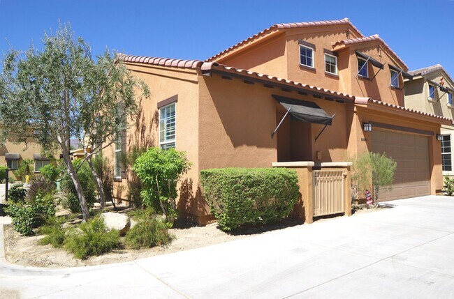 Foto del edificio - 80052 Silver Sage Ln