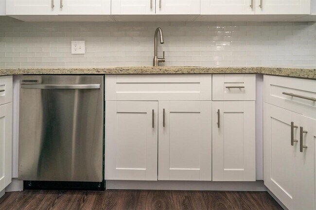 Foto del edificio - 22735 SW 66th Ave