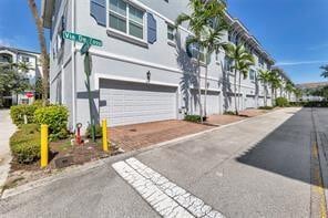 Building Photo - 1295 Vía De Fossi