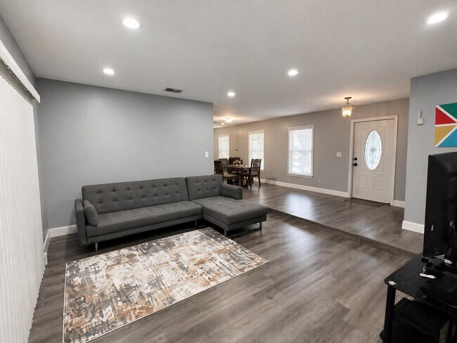 Foto del edificio - 7975 NW 8th St