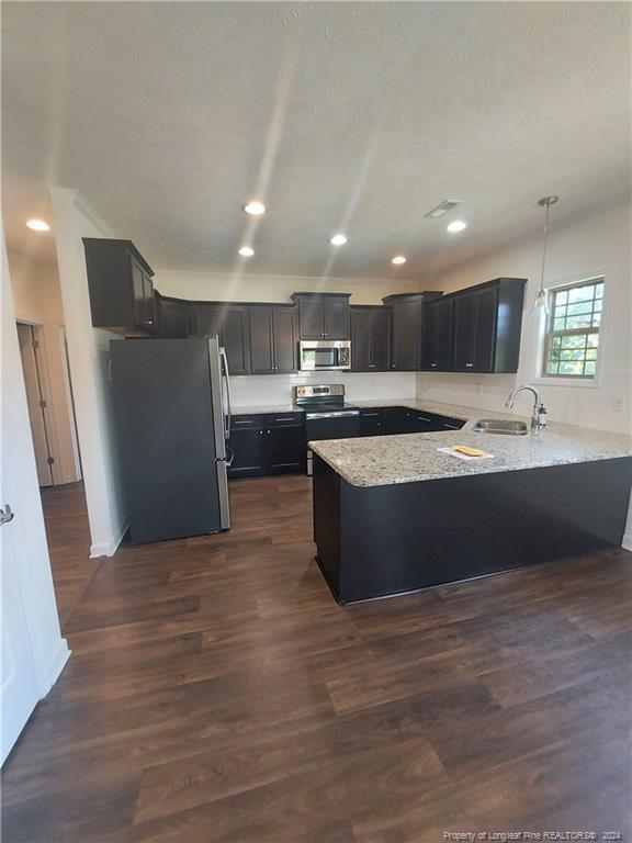 Building Photo - 2337 Volta Dr