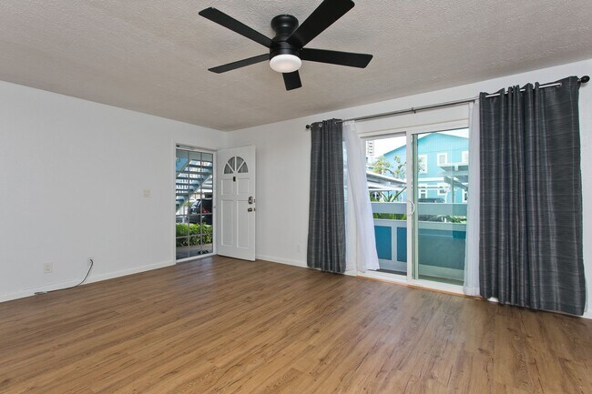 Foto del edificio - Available Now, Hokulani in Kailua, 1 Bedroom 1 Bath