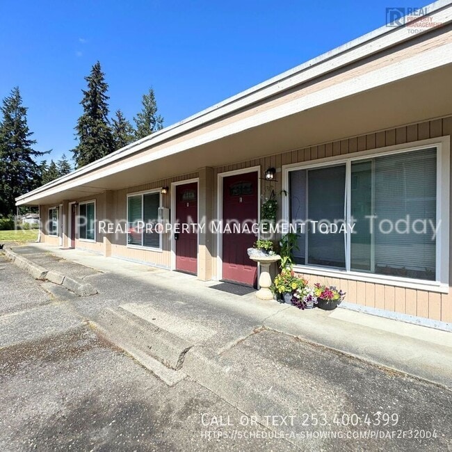 Building Photo - 6415 Steilacoom Blvd SW