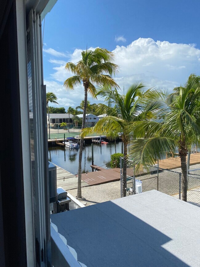 164 Ocean Bay Dr, Key Largo, FL 33037 Townhouse for Rent in Key Largo