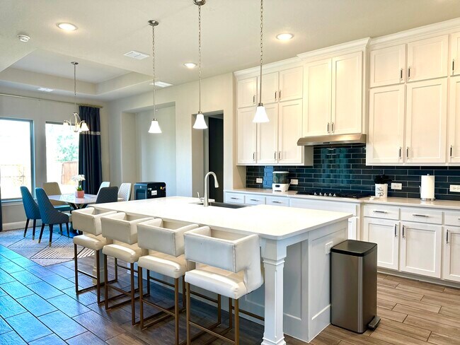 Building Photo - 307 Waters Edge Dr