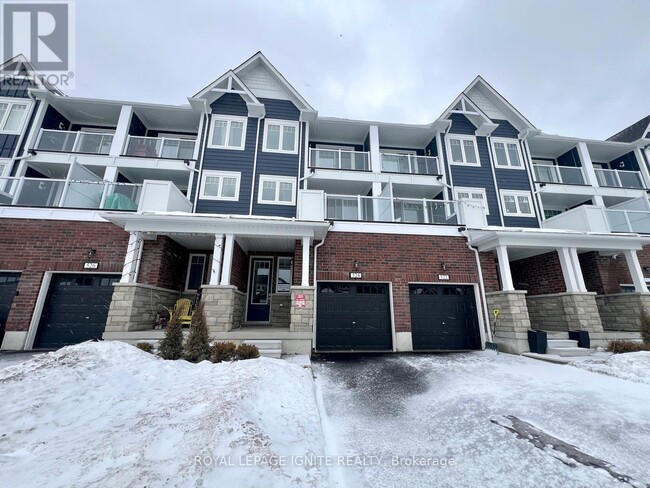 Building Photo - 524 Hudson Cres