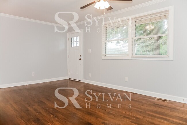 Foto del edificio - Lease today! No extra charge for contentment and relaxation!